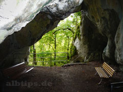Eingang zur Kolbinger Höhle