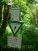 Warnschilder im Bannwald