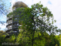 Höhlenblickturm (€) - ohne richtigen Höhlenblick