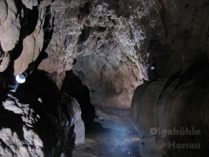 Tuffstein in der Olgahöhle